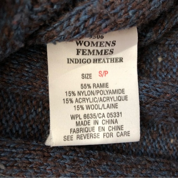 Vintage Woolrich Wool Blend 1/4 Zip Sweater in Indigo Heather Size S - Picture 11 of 11